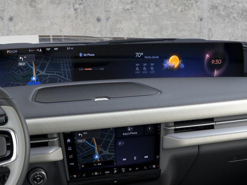 new 2025 Lincoln Navigator car, priced at $95,171