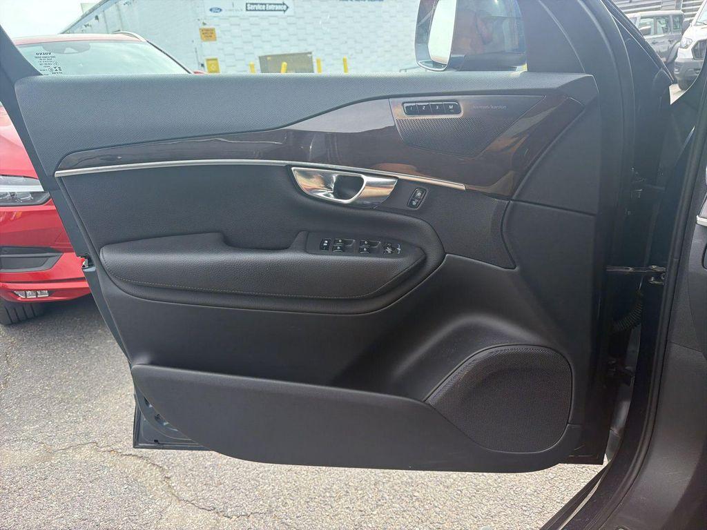 used 2019 Volvo XC90 car, priced at $22,807