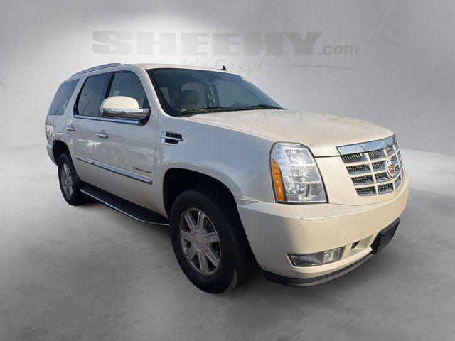 used 2013 Cadillac Escalade car, priced at $18,500