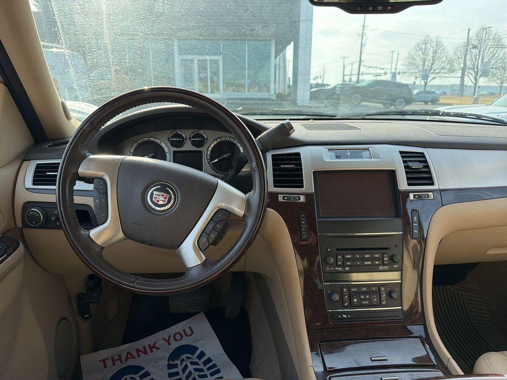 used 2013 Cadillac Escalade car, priced at $18,500