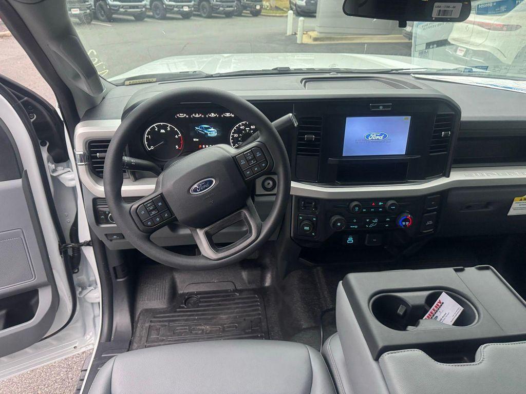 new 2025 Ford F-450 car, priced at $82,400