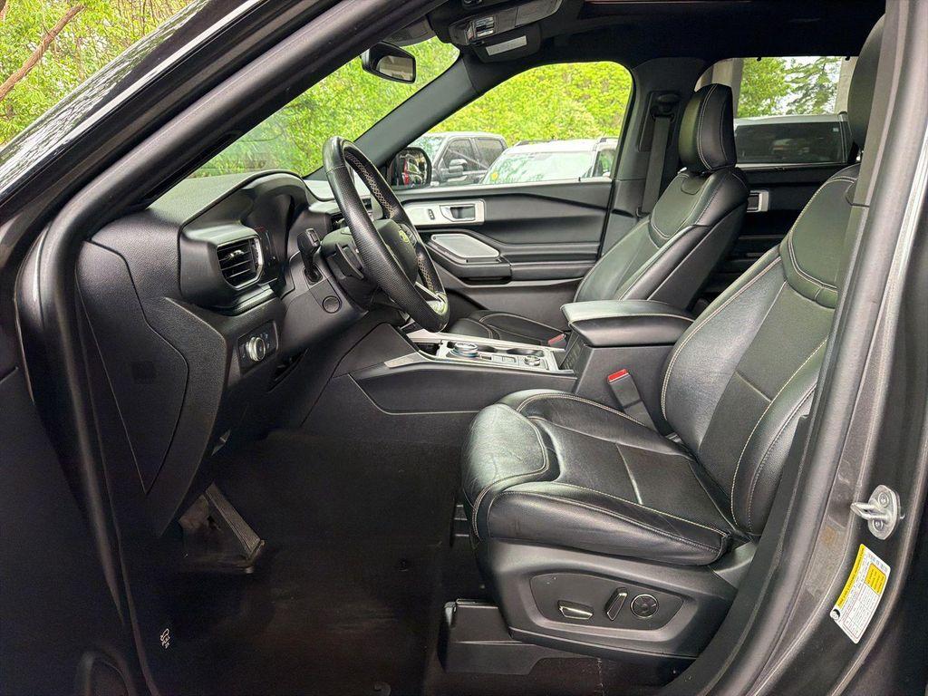 used 2020 Ford Explorer car, priced at $29,000