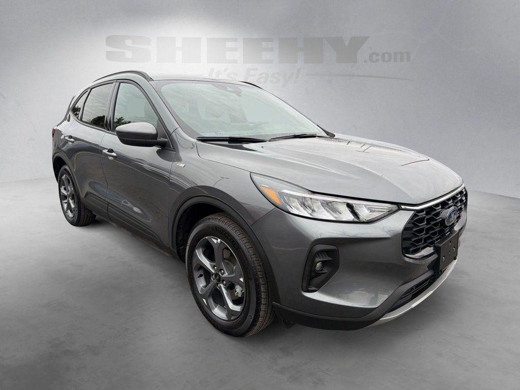 used 2025 Ford Escape car, priced at $26,500