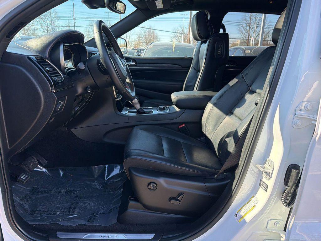 used 2021 Jeep Grand Cherokee car, priced at $27,974