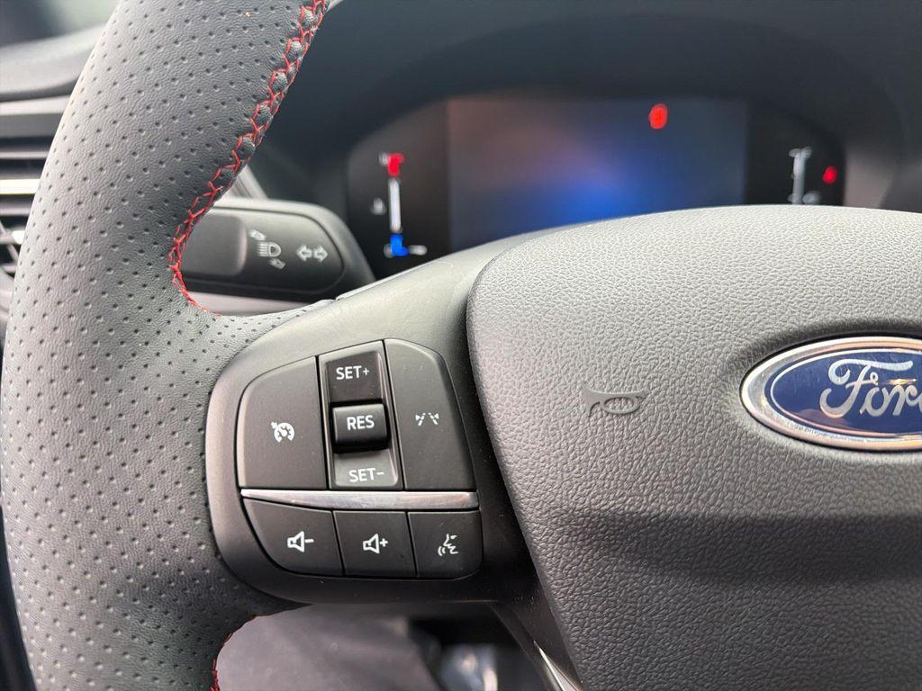 used 2025 Ford Escape car, priced at $27,500