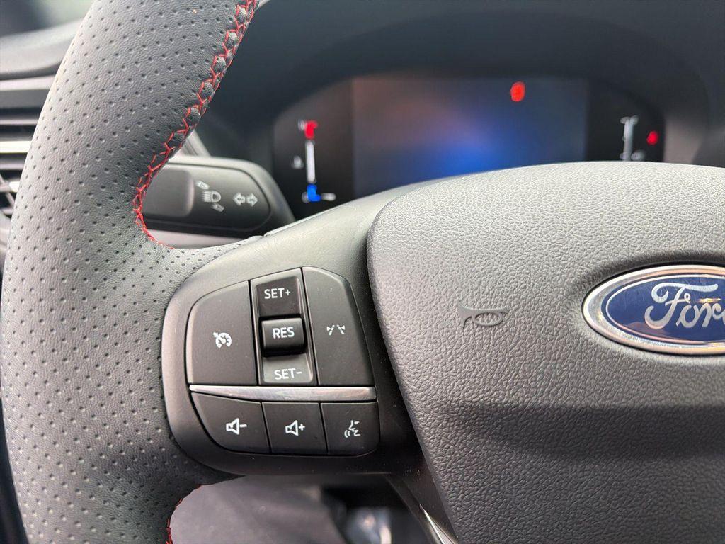 used 2025 Ford Escape car, priced at $26,599