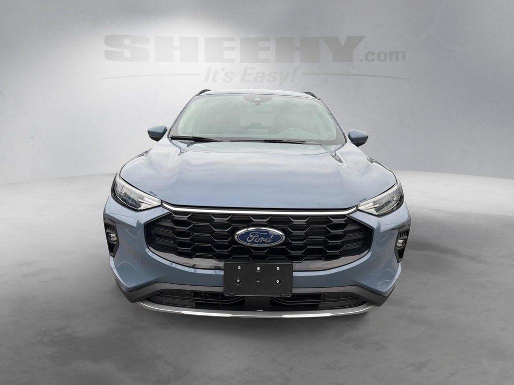 used 2025 Ford Escape car, priced at $27,500