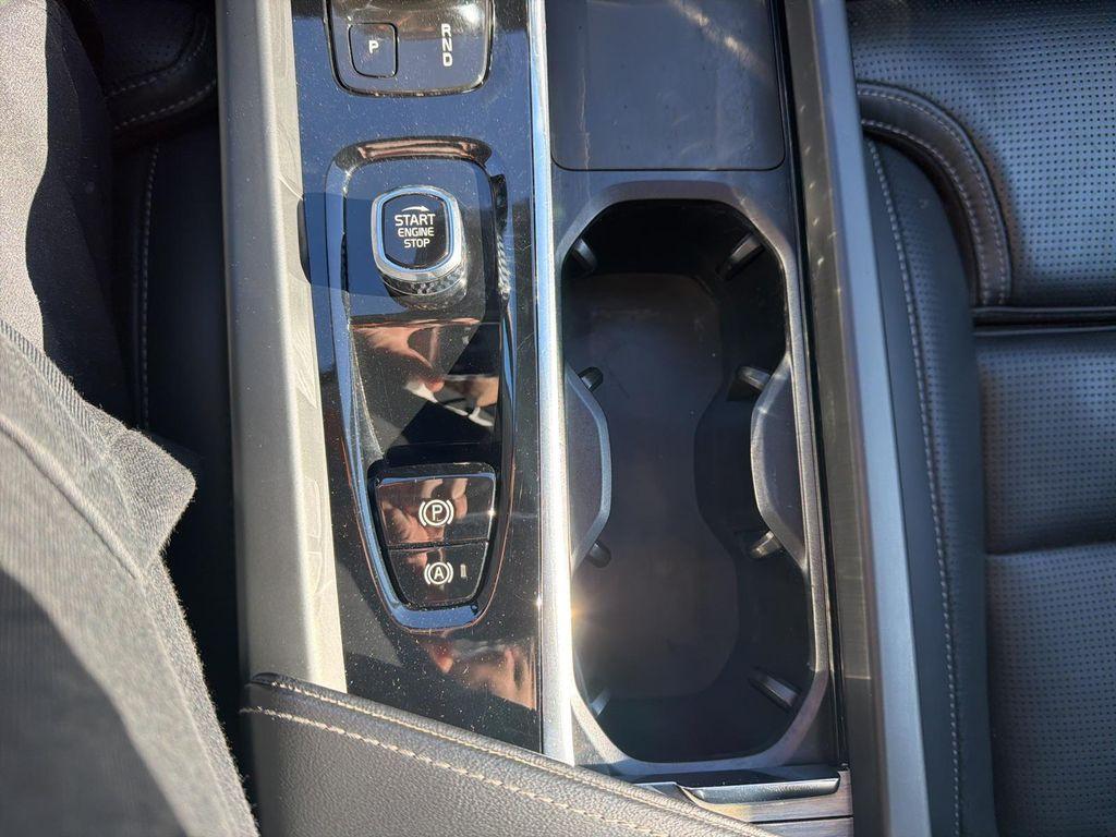 used 2022 Volvo XC60 Recharge Plug-In Hybrid car, priced at $29,000