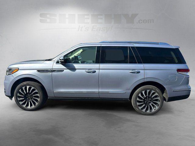 used 2022 Lincoln Navigator car, priced at $53,793