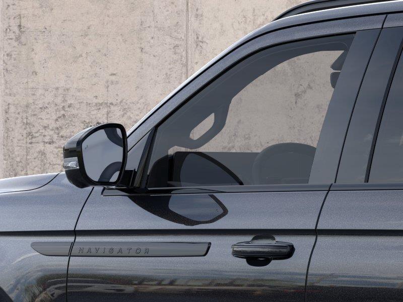 new 2026 Lincoln Navigator car, priced at $101,951