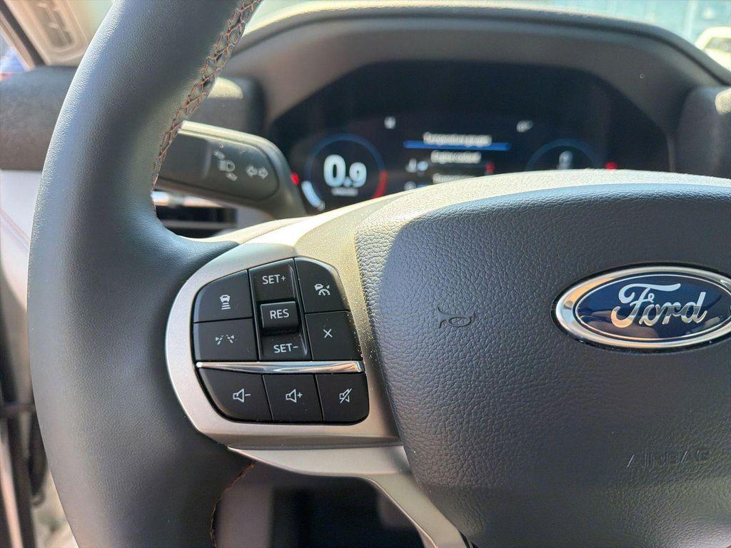 used 2025 Ford Explorer car, priced at $40,500