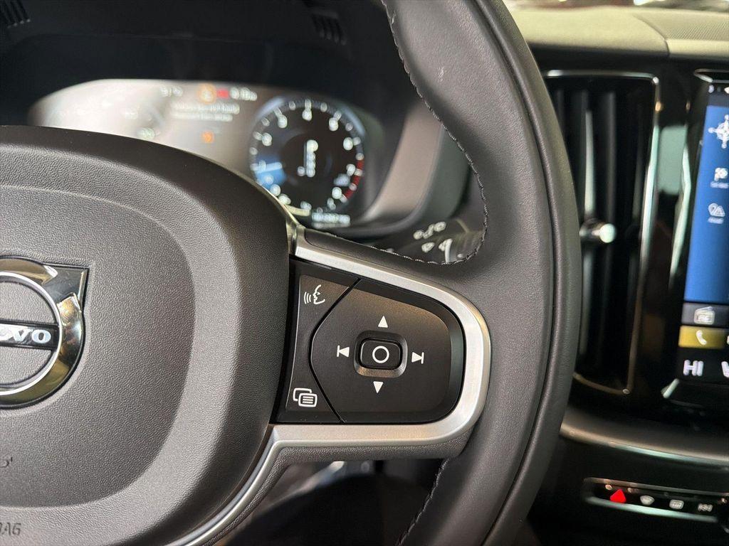 used 2021 Volvo XC60 car, priced at $26,579