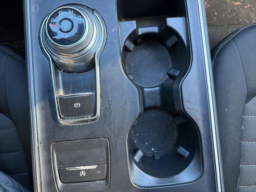 used 2022 Ford Edge car, priced at $18,000