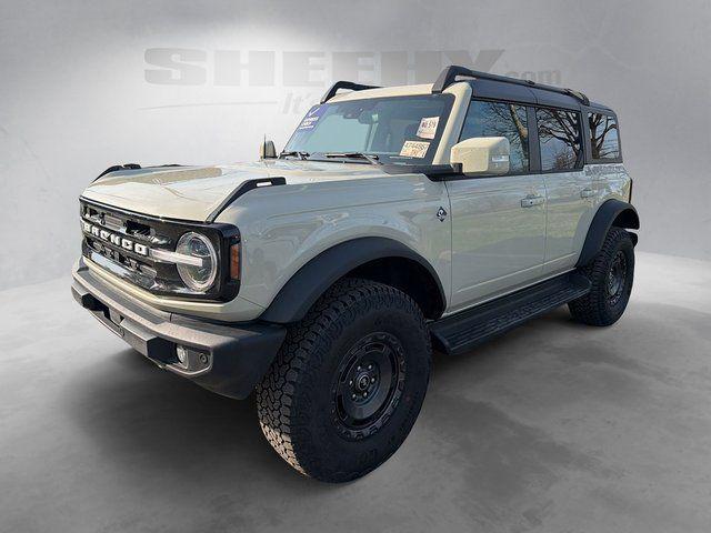 used 2025 Ford Bronco car, priced at $49,491