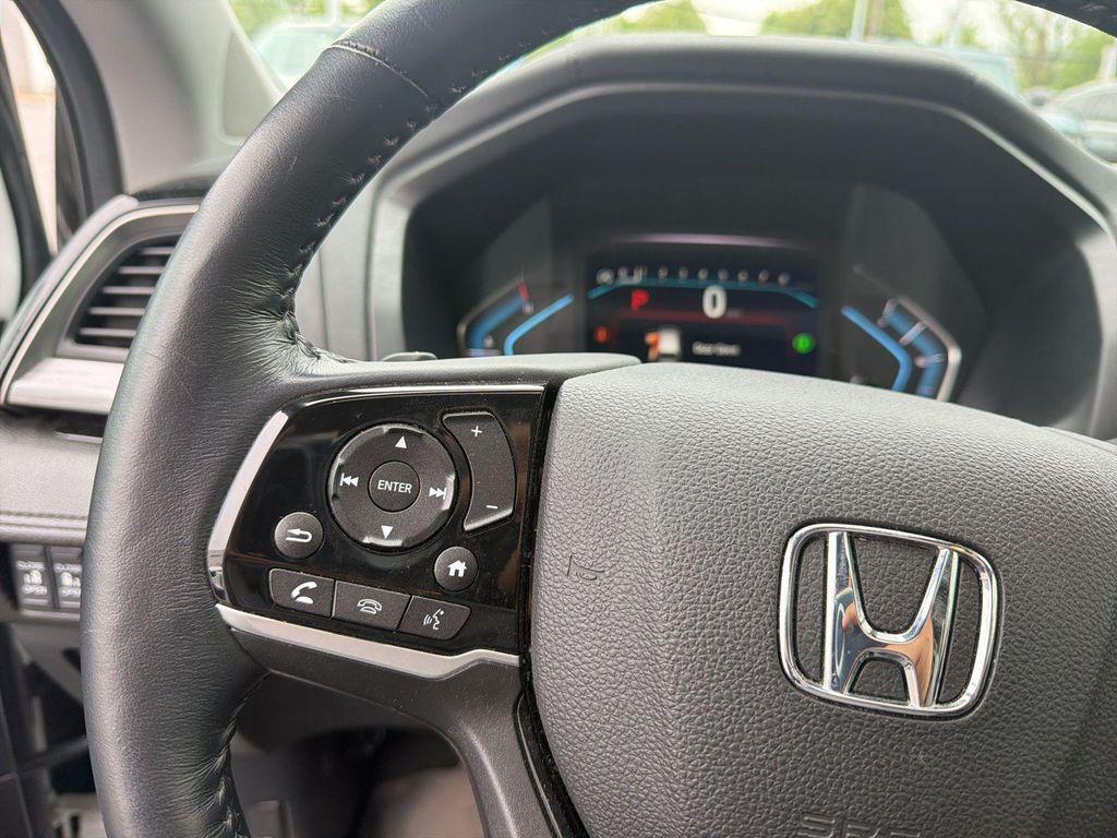 used 2024 Honda Odyssey car, priced at $42,000