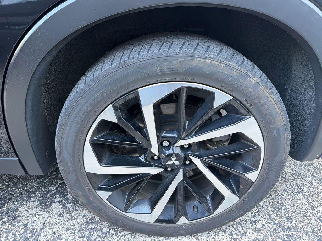 used 2023 Mitsubishi Outlander car, priced at $26,298