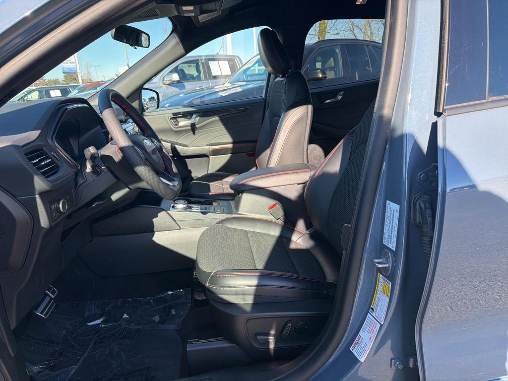 used 2023 Ford Escape car, priced at $21,000