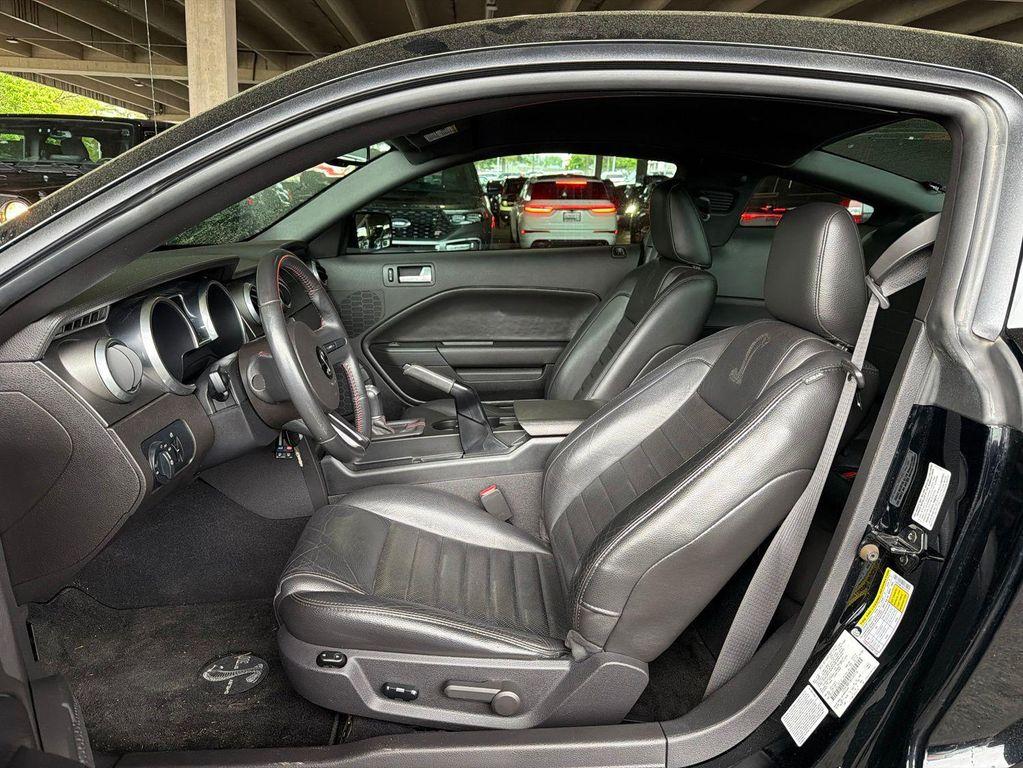 used 2008 Ford Shelby GT500 car
