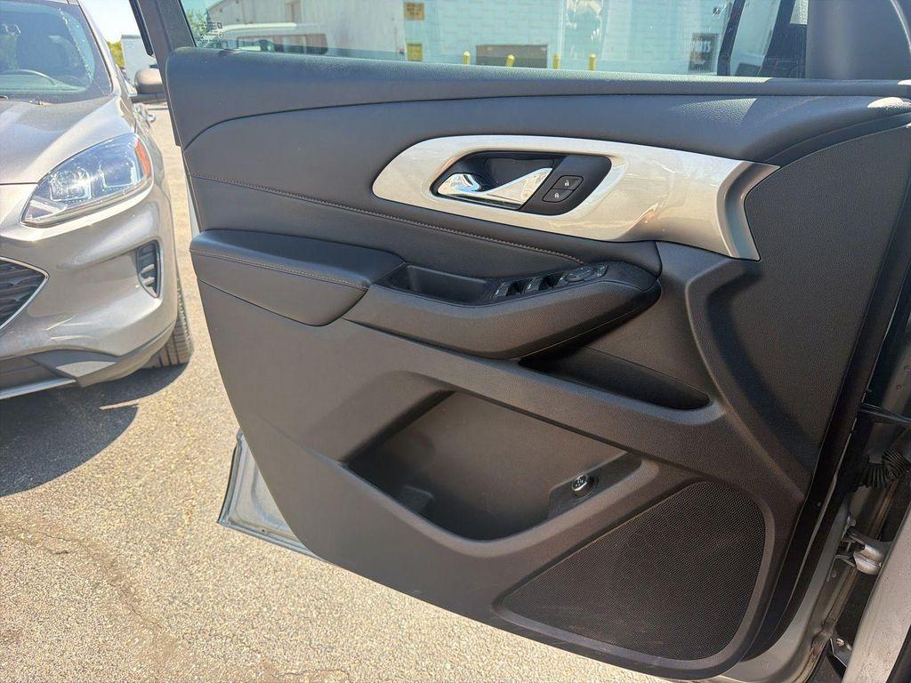 used 2018 Chevrolet Traverse car, priced at $15,000