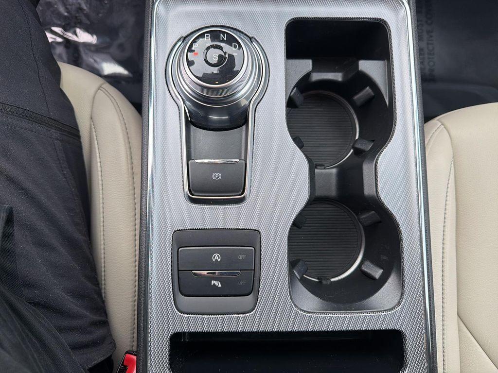 used 2021 Ford Edge car, priced at $24,995