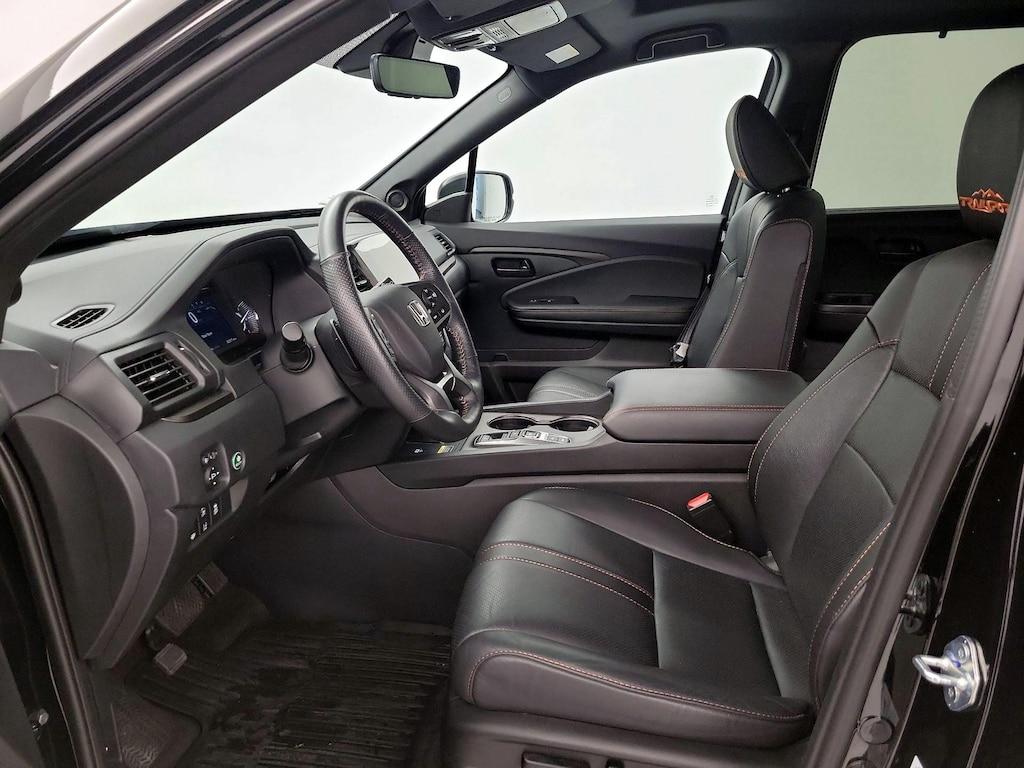 used 2025 Honda Passport car, priced at $39,998