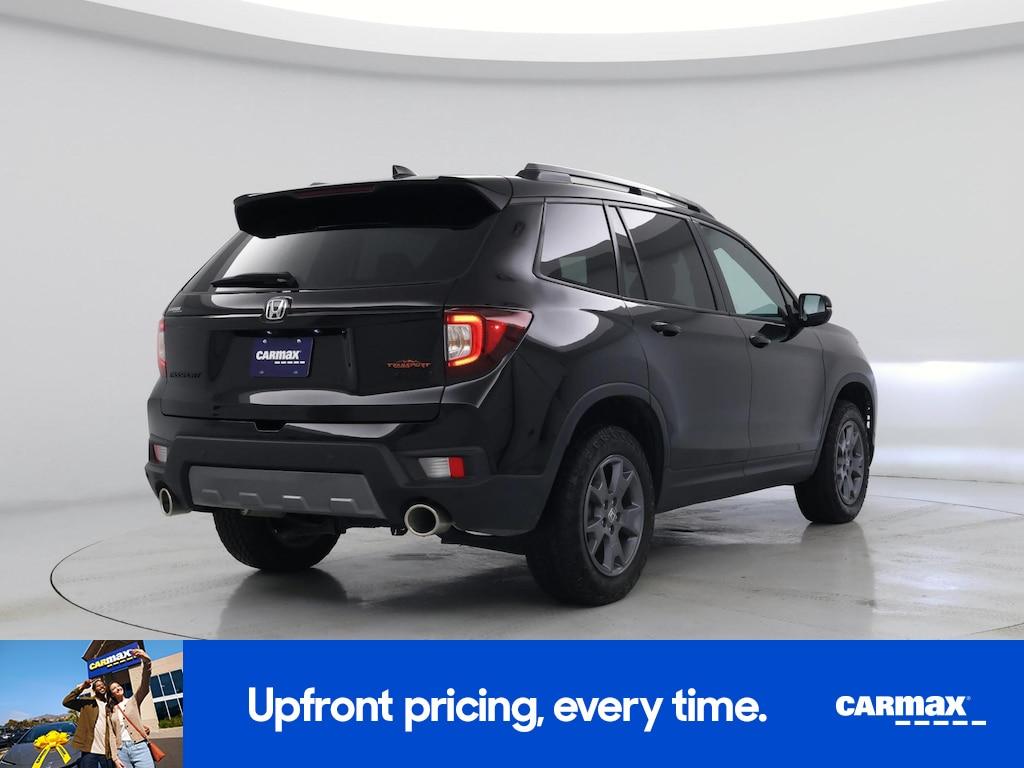 used 2025 Honda Passport car, priced at $39,998