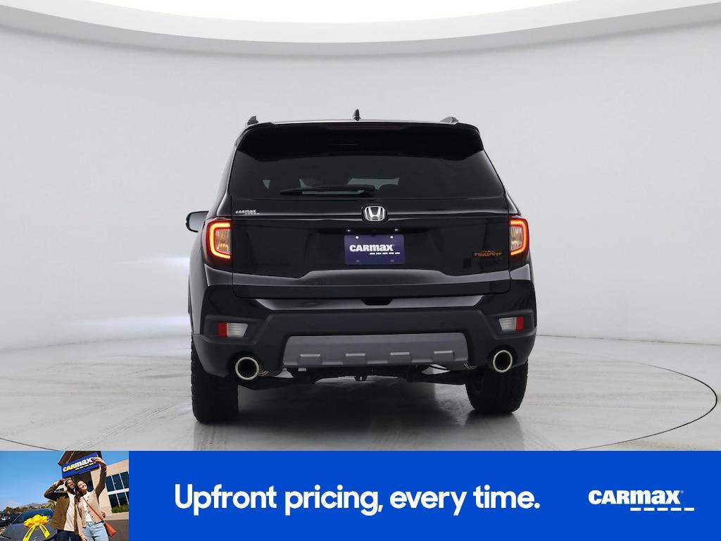 used 2025 Honda Passport car, priced at $39,998