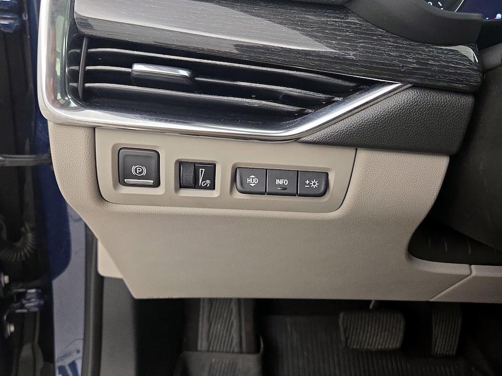 used 2019 Cadillac XT4 car, priced at $23,998