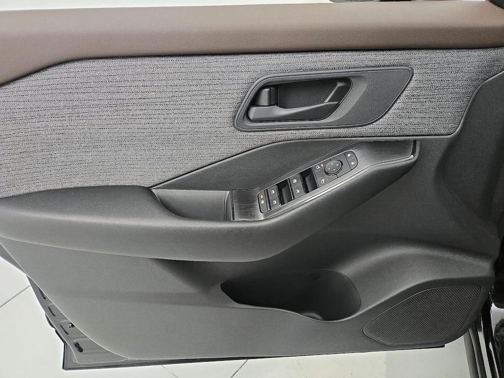 used 2023 Nissan Rogue car, priced at $24,998