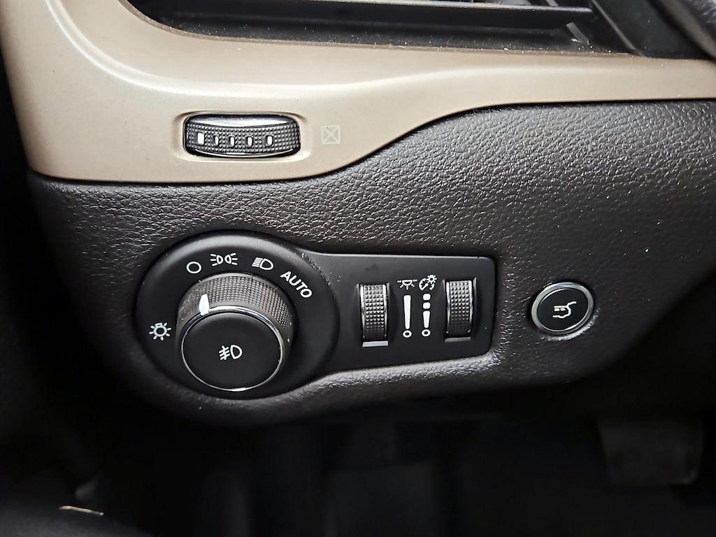 used 2017 Jeep Cherokee car, priced at $18,998