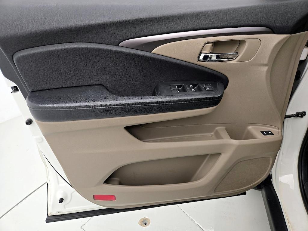 used 2016 Honda Pilot car, priced at $21,998