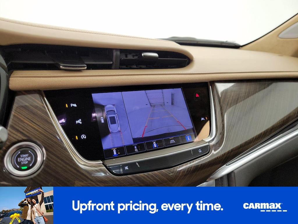 used 2023 Cadillac XT6 car, priced at $37,998