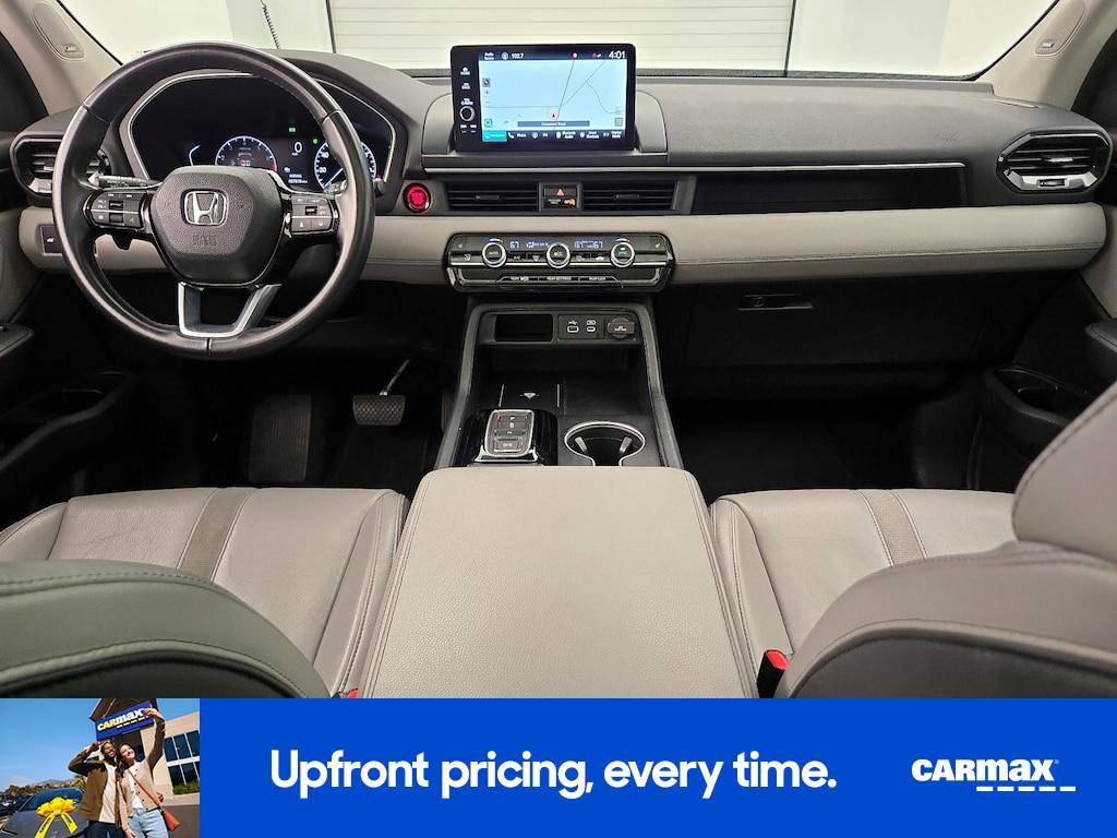 used 2023 Honda Pilot car, priced at $42,998