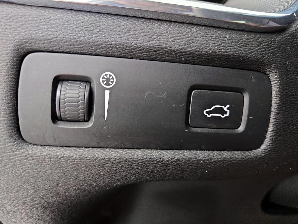 used 2019 Volvo XC60 car, priced at $25,998