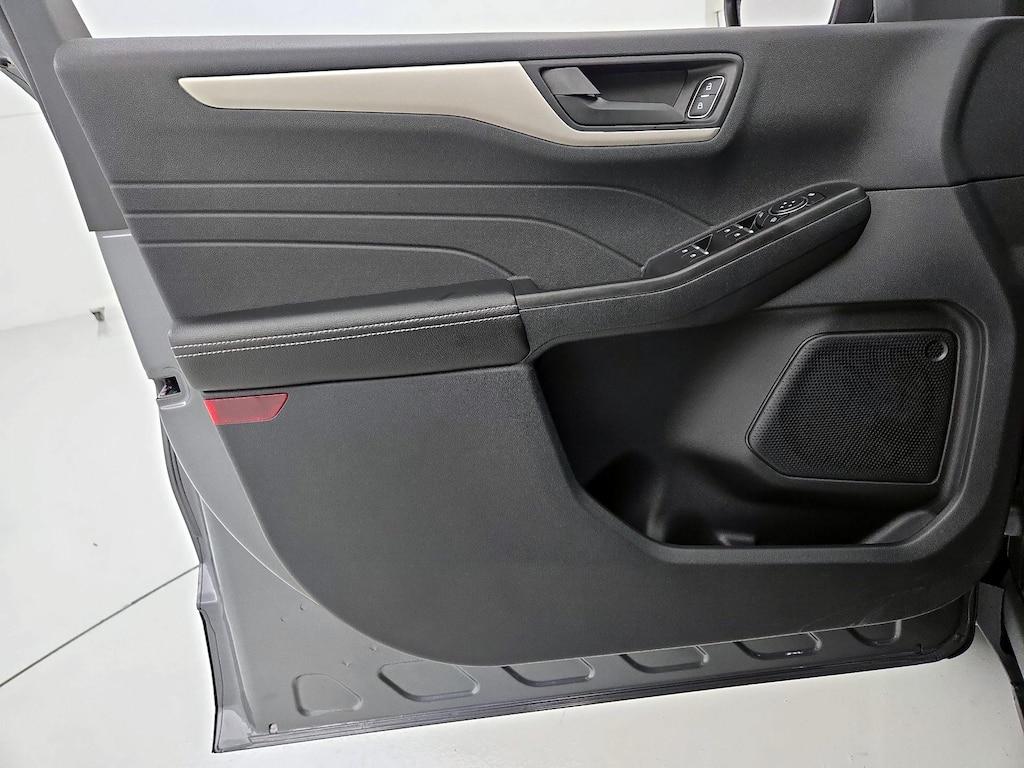 used 2022 Ford Escape car, priced at $23,998