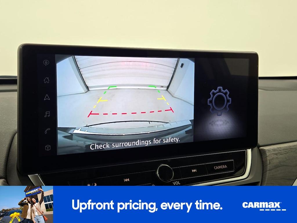 used 2023 Nissan Altima car, priced at $25,998