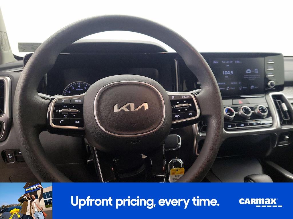 used 2023 Kia Sorento car, priced at $24,998