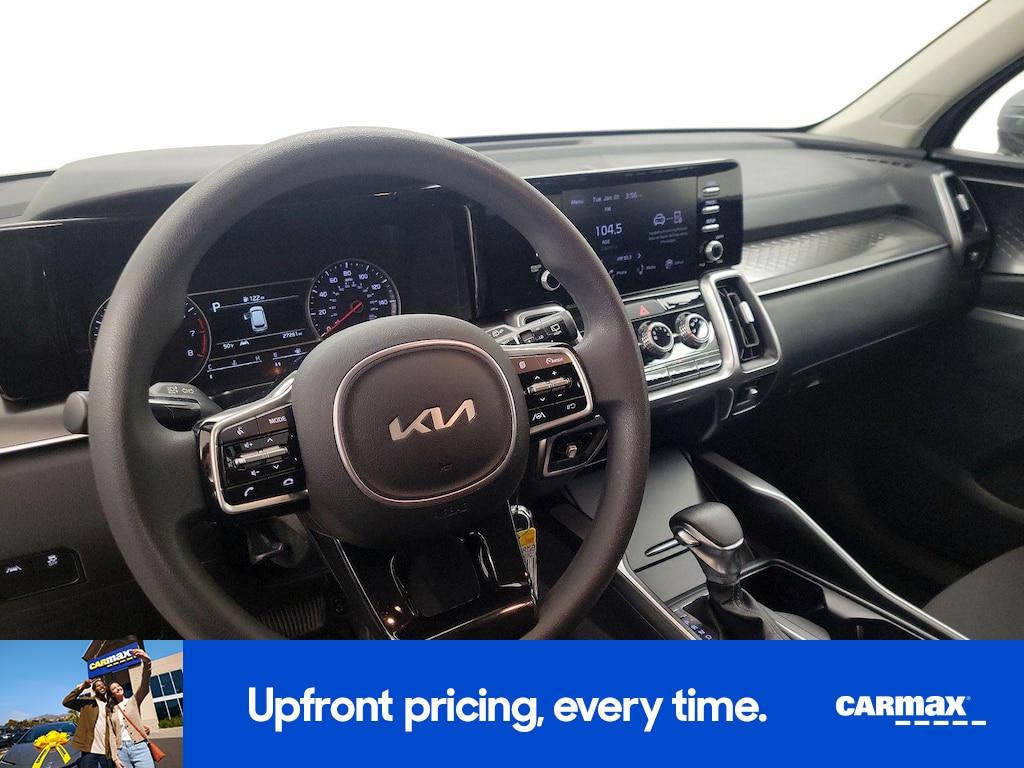 used 2023 Kia Sorento car, priced at $24,998