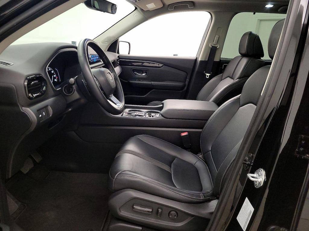used 2023 Honda Pilot car, priced at $40,998
