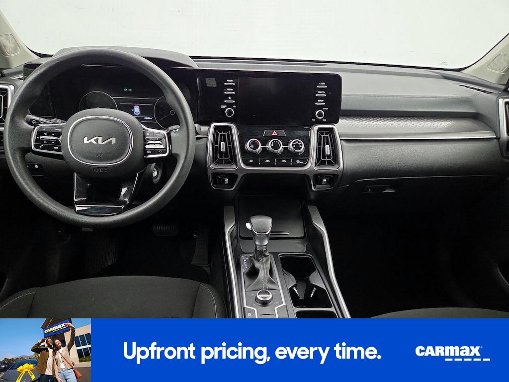 used 2023 Kia Sorento car, priced at $24,998