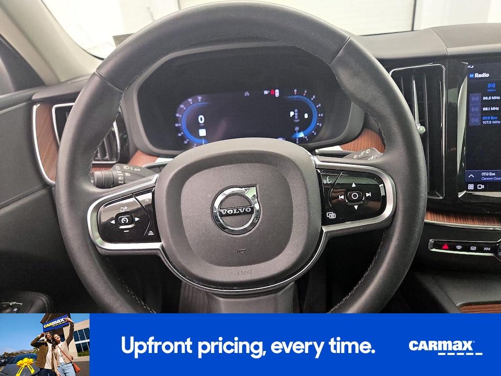 used 2023 Volvo XC60 car, priced at $29,998