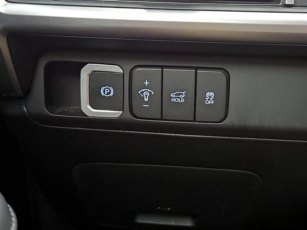 used 2024 Hyundai Santa Fe car, priced at $30,998