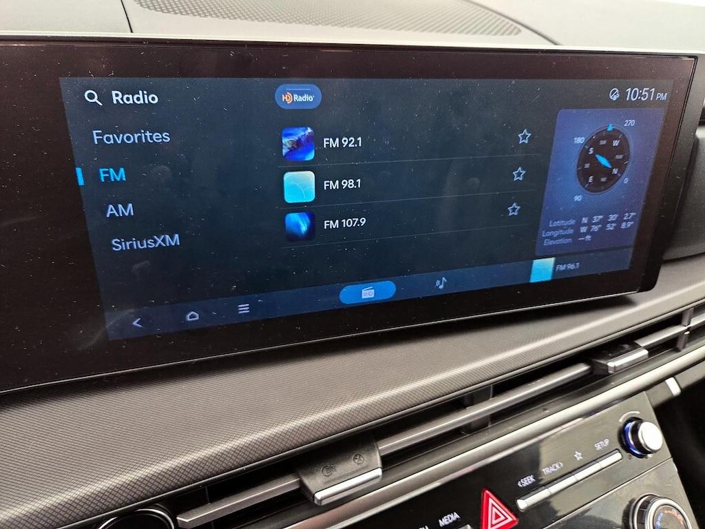 used 2024 Hyundai Santa Fe car, priced at $31,998