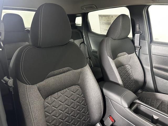 new 2025 Nissan Kicks car, priced at $27,525