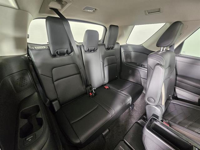 new 2025 Nissan Pathfinder car, priced at $47,545