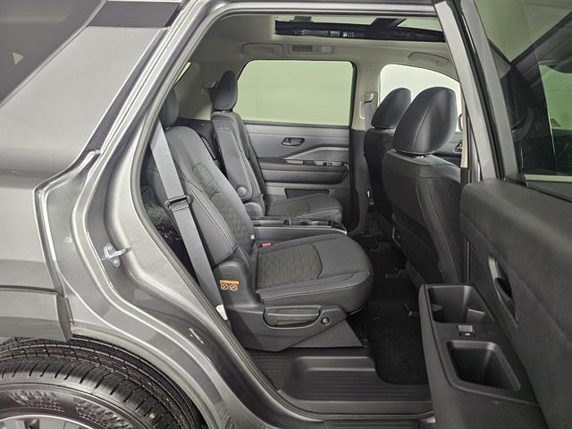 new 2025 Nissan Pathfinder car, priced at $39,445