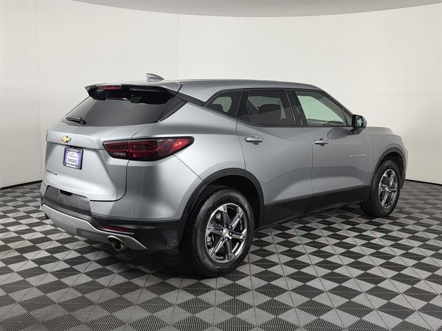 used 2025 Chevrolet Blazer car, priced at $26,999