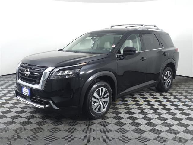 new 2025 Nissan Pathfinder car, priced at $39,475