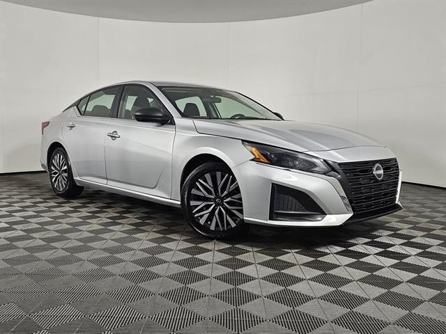 used 2024 Nissan Altima car, priced at $18,999