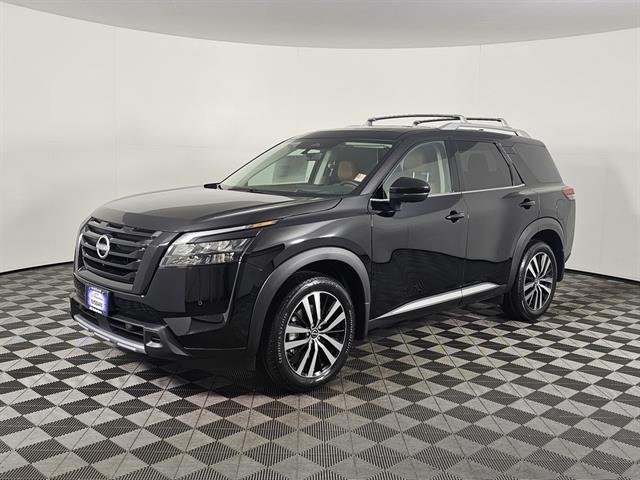 new 2025 Nissan Pathfinder car, priced at $47,545